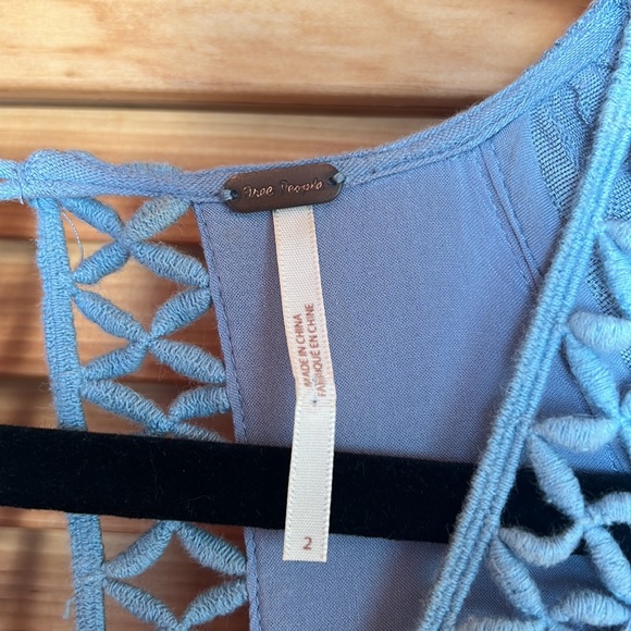 Free People I Think I Love You Dress in Cornflower Blue. Size 2 - Picture 10 of 11